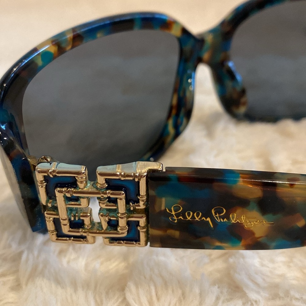 Lilly Pulitzer Polarized lenses backside anti reflective 58/17 sunglasses petite